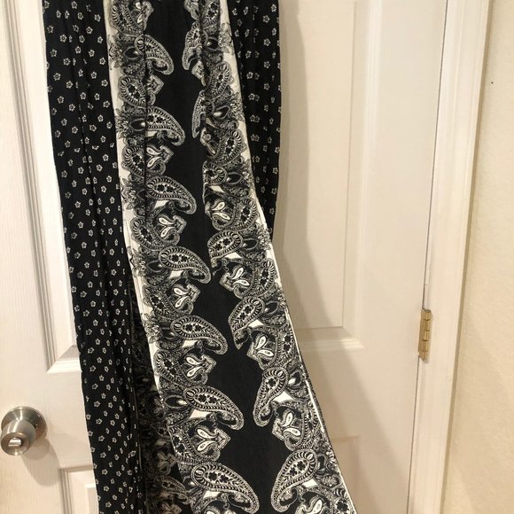 Long Skirt with slits, Lost In Paradise , xs - Picture 3 of 8